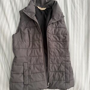 Hollister Women's Gray Quilted Vest